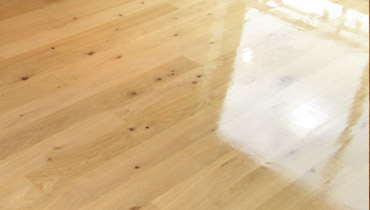Expert wood floor polishing in {PLACE_NAME} | {COMPANY_NAME}